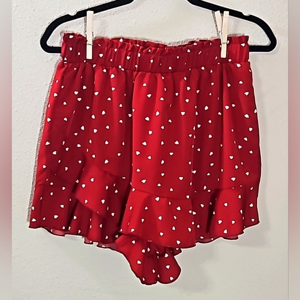 Shein Burgundy Heart Print Skort Size XL (Faux Wrap, Ruffle Hem, Paperbag Waist)